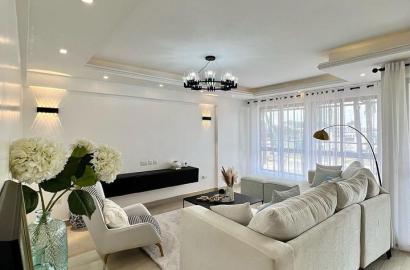 4 Bedroom with DSQ for Sale in South C